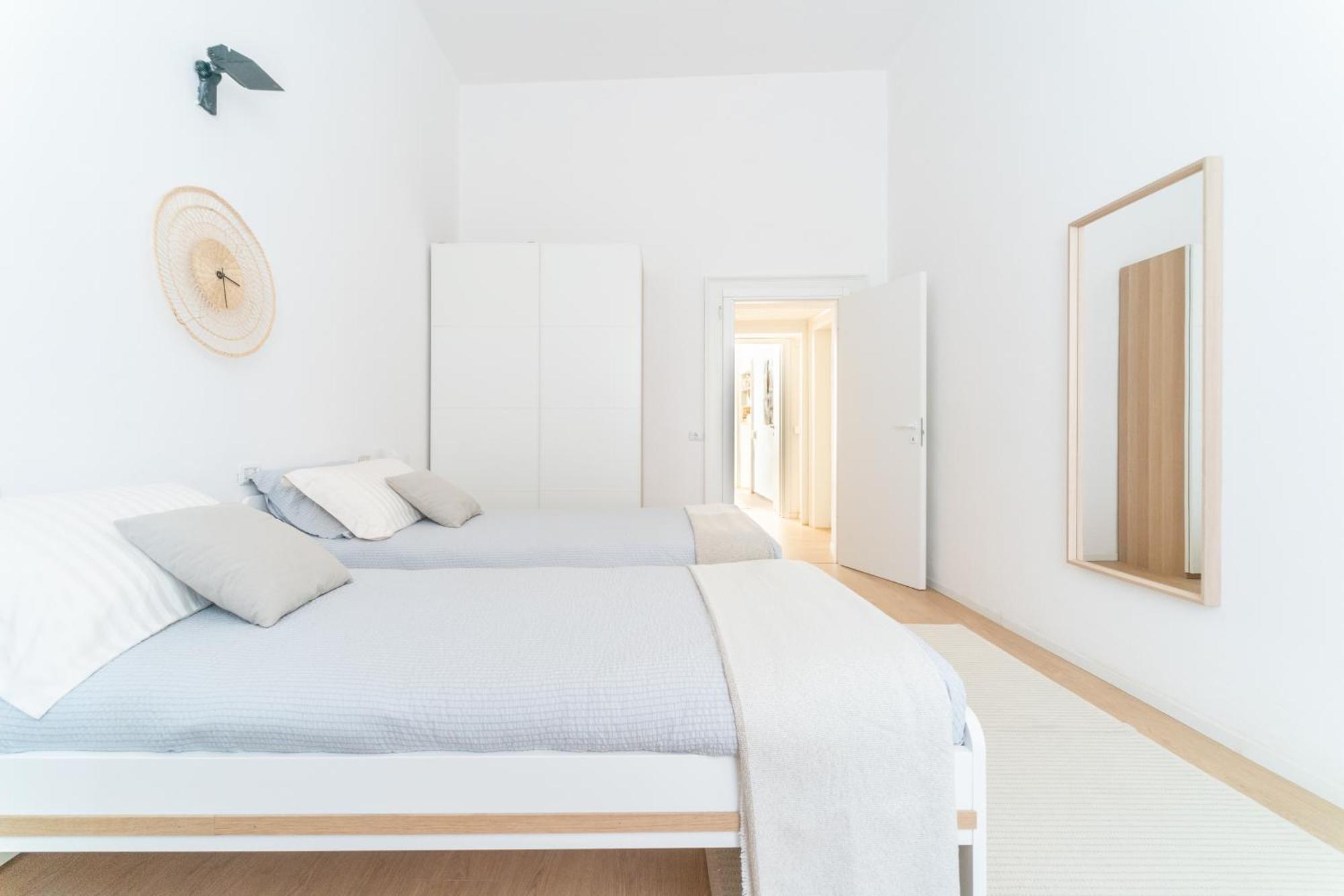 Grand Central 1845 - 2 Bedrooms Design Flat Bergamo Exterior photo